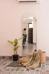 1BHK | Zero Airbnb Fee | Pink Lemonade | Pool - Image 3
