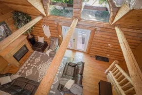 Apple Cub Cabin: Hot Tub, Game Room & King Beds & - Image 2