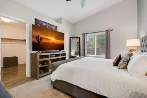 Catalina Sunset Oasis-Gorgeous OValley Home w/Gym - Image 5