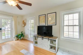 Chic Front Royal Retreat Near Shenandoah River! - Image 5