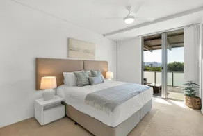 Cairns Coastal Charmer - Your Waterfront Sanctuary - Image 4