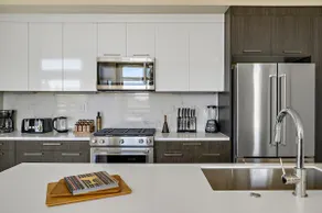 Spacious 3BR | Group Loft | LoHi | Dog-Friendly - Image 4