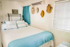 Beach Front Room - Image 2