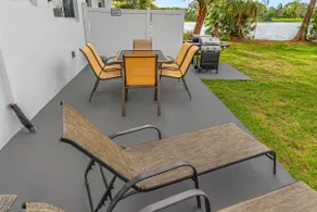 2BR Lakeside Getaway - Peaceful Waterfront Stay - Image 5