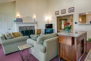 Bayfront Plymouth Gem w/ Sunroom, Steps to Shore! - Image 5