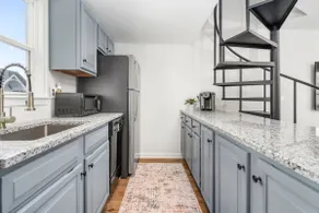 Entire Auburn Condo walking distance to downtown and Toomer’s Corner ! - Image 3