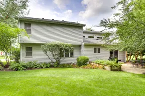 Modern & Spacious Home - 6 Mi to Dtwn South Bend - Image 3