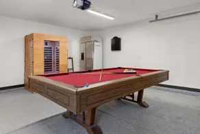 Spacious home with Game Room, Hot Tub & Sauna! - Image 2