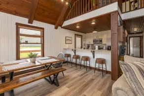 Country Chateau w/ Hot Tub Near Wine Trail - Image 4