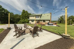 Country Chateau w/ Hot Tub Near Wine Trail - Image 3