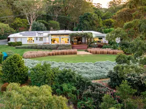 The Jasmine At Montville - Photo Shoot Location - Image 4