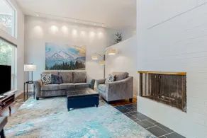 3BR mid-century modern home, close to Puget Sound - Image 5