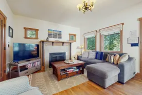 3BR Oceanfront Dog Friendly - Fireplace - Image 3