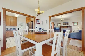 3BR Oceanfront Dog Friendly - Fireplace - Image 5