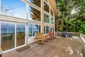 Lovely, open home with water views, scenic deck, & 2 fireplaces - near Seattle - Image 5