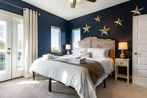 The Nashville Star by Stay Local Nashville - Image 2