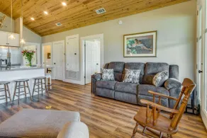Escape to Nature: Lakefront Jay Cottage w/ Views! - Image 5