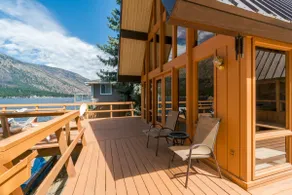 Amazing 3BR Lakefront - Dock - Deck - Image 5