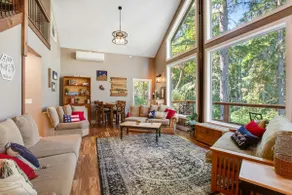 Welcoming 2BR Lakeview | Deck | Firepit | W/D - Image 5