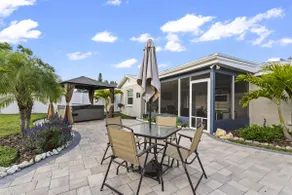 Familienorientiertes schönes Ferienhaus mit Whirlpool, Grill und Garten | Perfekt für die Arbeit von Zuhause | Haustiere erlaubt - Image 3