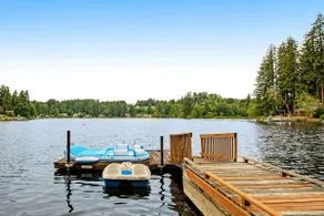 4BR Lakefront | Dock | Fireplace | Balcony - Image 4