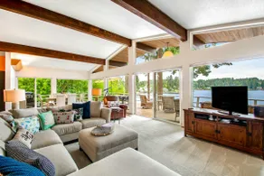 4BR Lakefront | Dock | Fireplace | Balcony - Image 5
