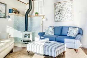 2BR Waterfront home w/water access & wood stove - Image 3