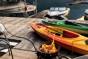 1BR lakefront townhouse with dock, 2 kayaks, grill - Image 5