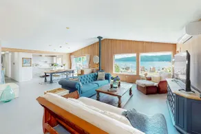 Waterfront 3BR on Hood Canal with 3 kayaks & beach - Image 4
