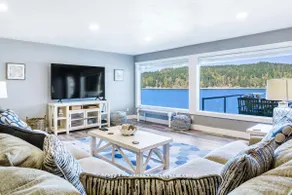 4BR Waterview Dog Friendly - Hot Tub - Deck - Image 5
