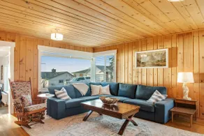 Charming 3BR Oceanview | Fireplace | Deck - Image 5
