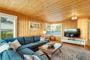 Charming 3BR Oceanview | Fireplace | Deck - Image 4