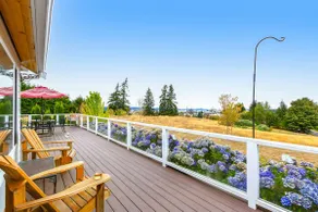 Updated 4BR Oceanview | Fireplace | Balcony - Image 4