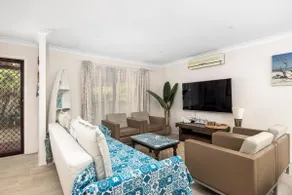 Walking Distance to Birubi Beach - Image 3