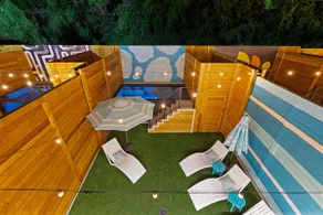 Cool Pool | Killer Digs | Group Travel | Book Now - Image 2