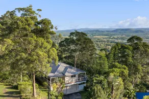 Hinterland Tranquil Escape with Beautiful Views - Image 3