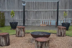 Homely 2-Bed Cottage Near Tenterfield Centre - Image 3