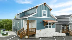 Next to SDC! Modern Lodge w/ Indoor Pool - Image 2