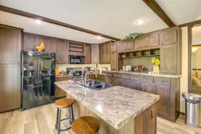 Dog-Friendly Home w/ Mtn Views in Chilhowie! - Image 2
