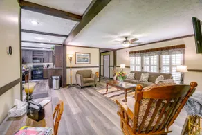 Dog-Friendly Home w/ Mtn Views in Chilhowie! - Image 5