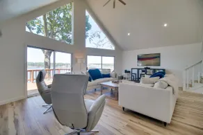 Boat Dock & Patio! Waterfront Hideaway in Grove - Image 2