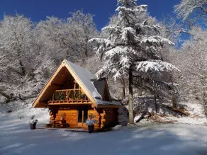 Magnificent log cabin for up to 4 people - Image 3