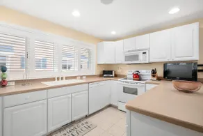 Tamarindo Beach House - Image 2