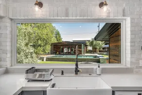 Villa With Pool, Hot Tub And Tastings Included - Image 4