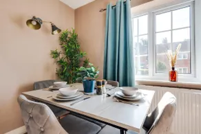 Alexandra |Contractors, Parking, Wifi, Long Stays - Image 2