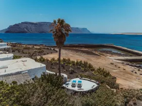 Seaside Villa La Graciosa by Airnest - Image 3