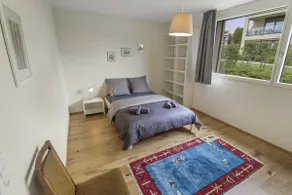 Elegant apartment with private terrace - Image 3