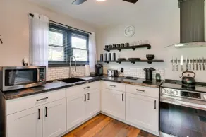 Mullens Home - Close to Hatfield-McCoy Trailhead! - Image 2