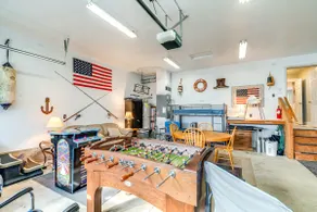 Pet-Friendly Westport Vacation Rental w/ Hot Tub! - Image 4