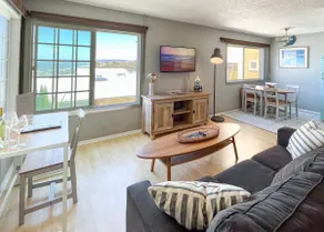 Sea View Escape - Image 3